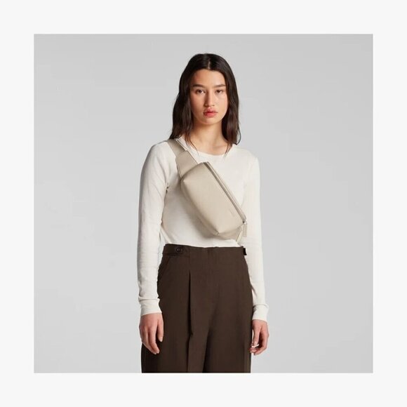 Monos Metro Sling Bag Ivory Crossbody - Picture 1 of 6